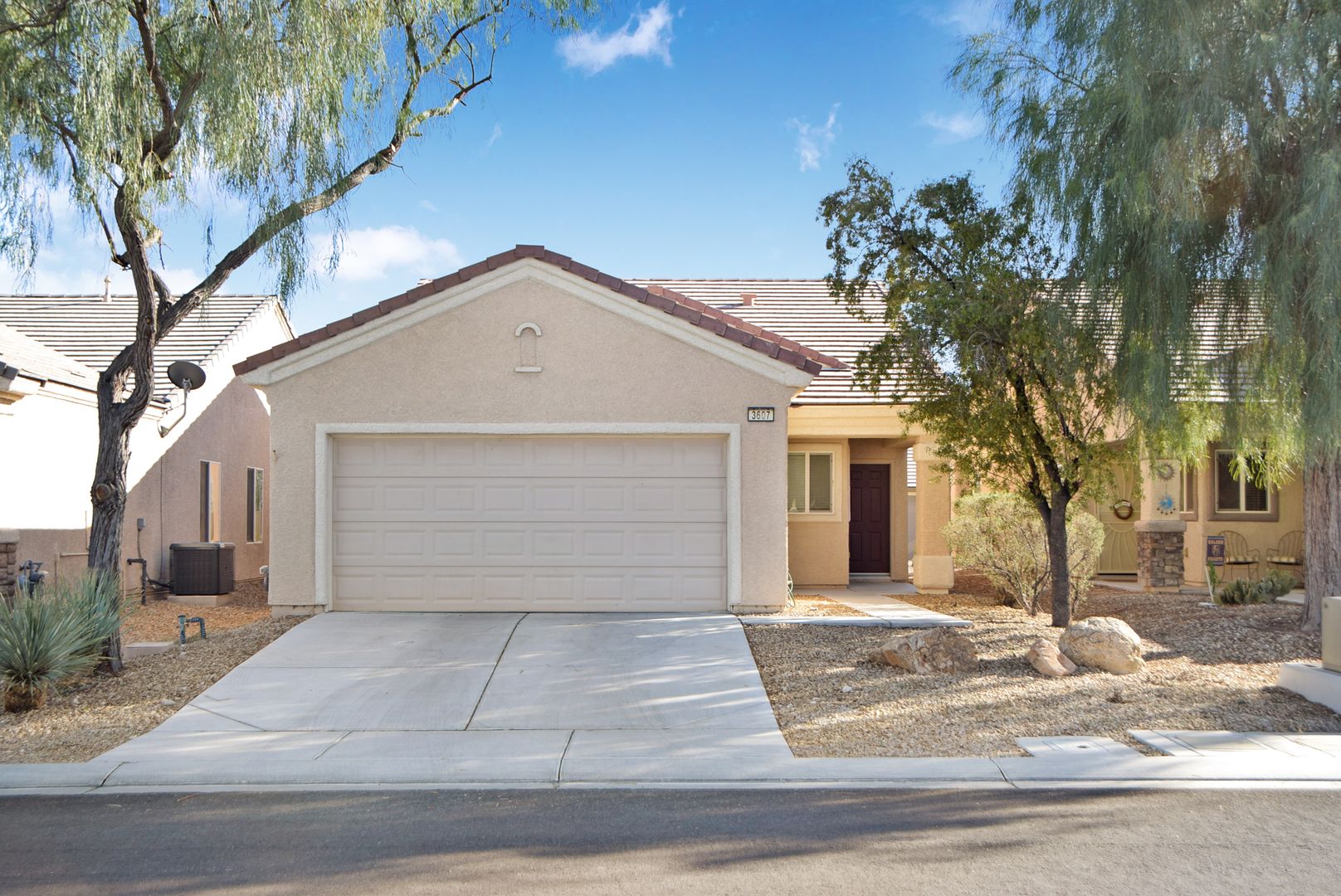 N LAS VEGAS House: 3607 HERRING GULL LANE