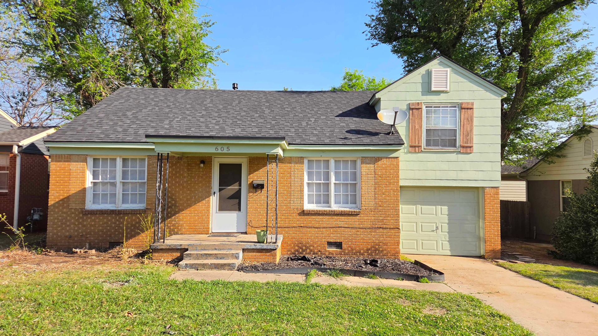 Oklahoma City House: 605 NW 50th St