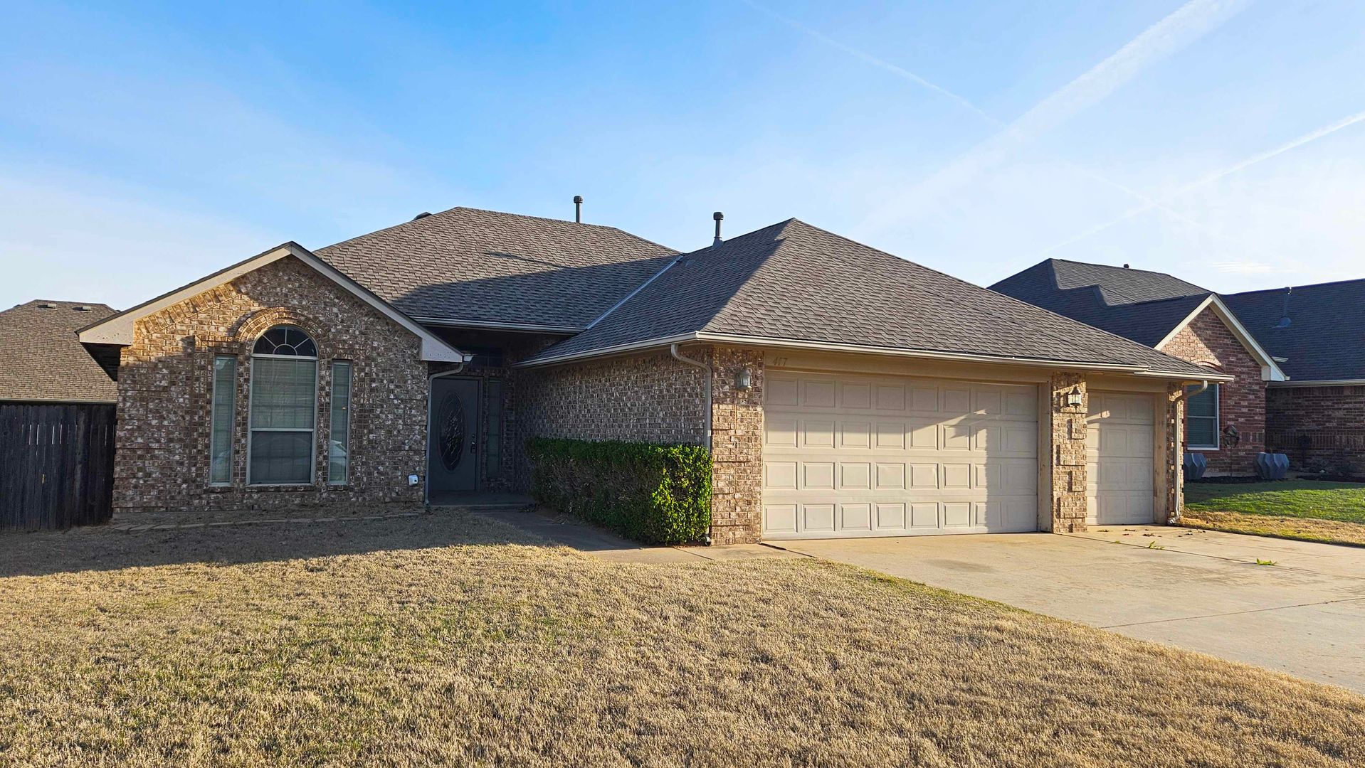 Mustang House: 417 E Plantation Terr