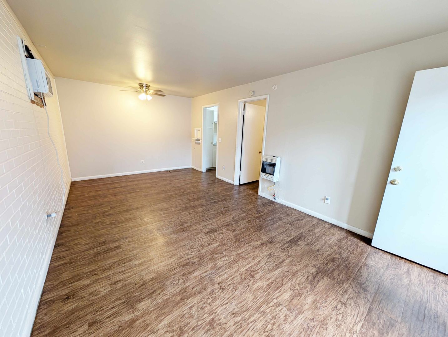 Bethany Apartment: 6601-6605 NW 30th Terr