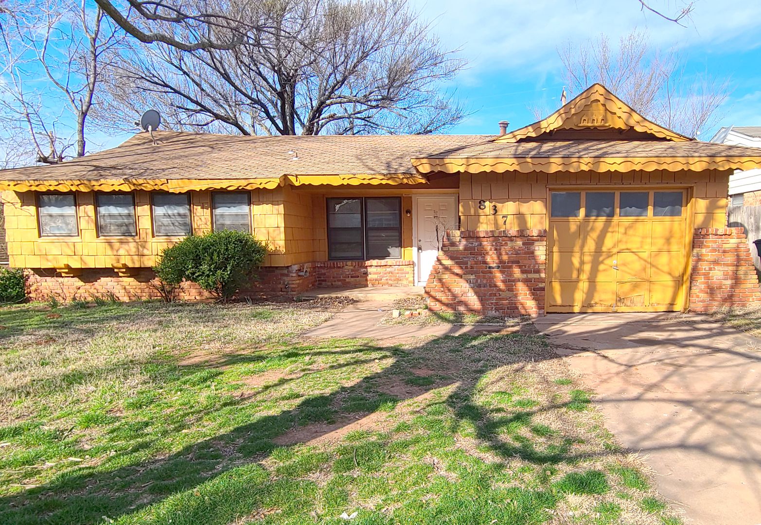 Del City House: 837 Briarlane Road