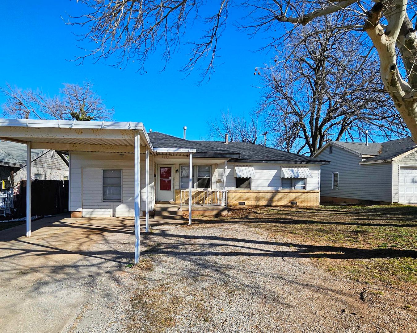 Del City House: 3633 SE 27th