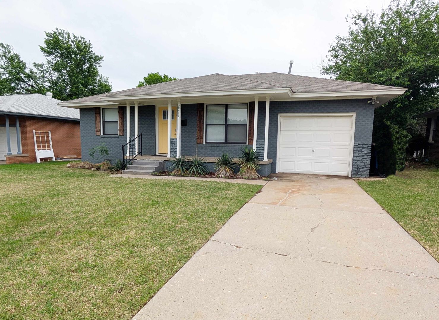 Oklahoma City House: 2216 Hasley Dr