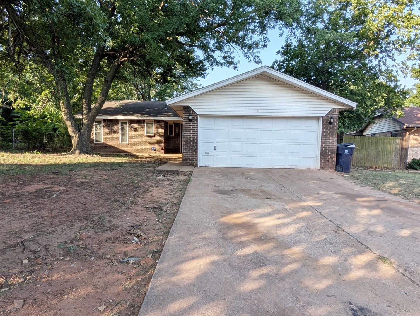 Oklahoma City House: 2412 SE 51st