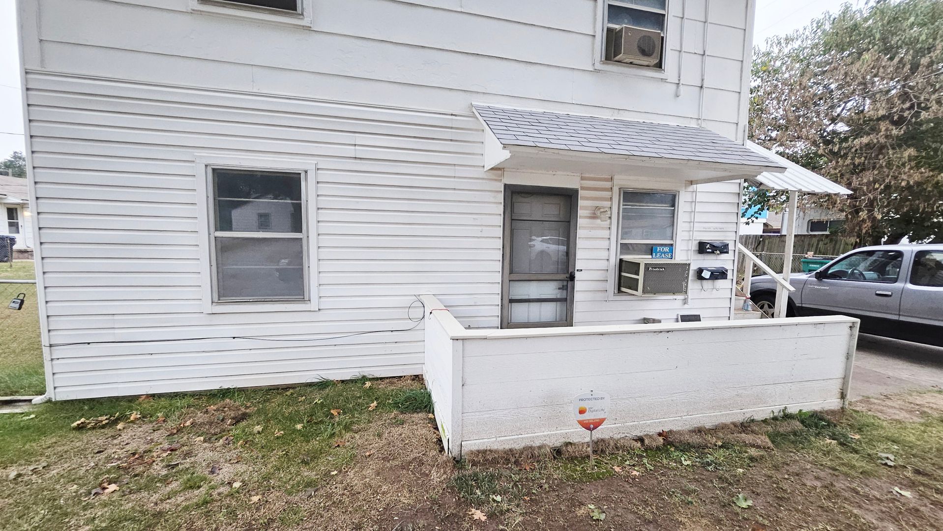 Oklahoma City House: 2408 S Woodward Ave