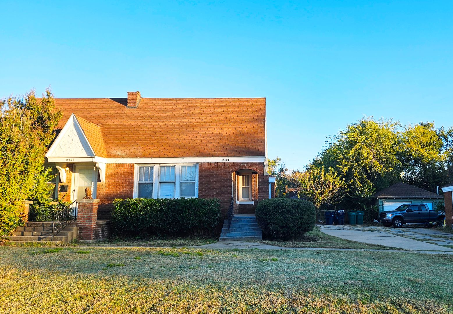Oklahoma City House: 2427 W Park Pl