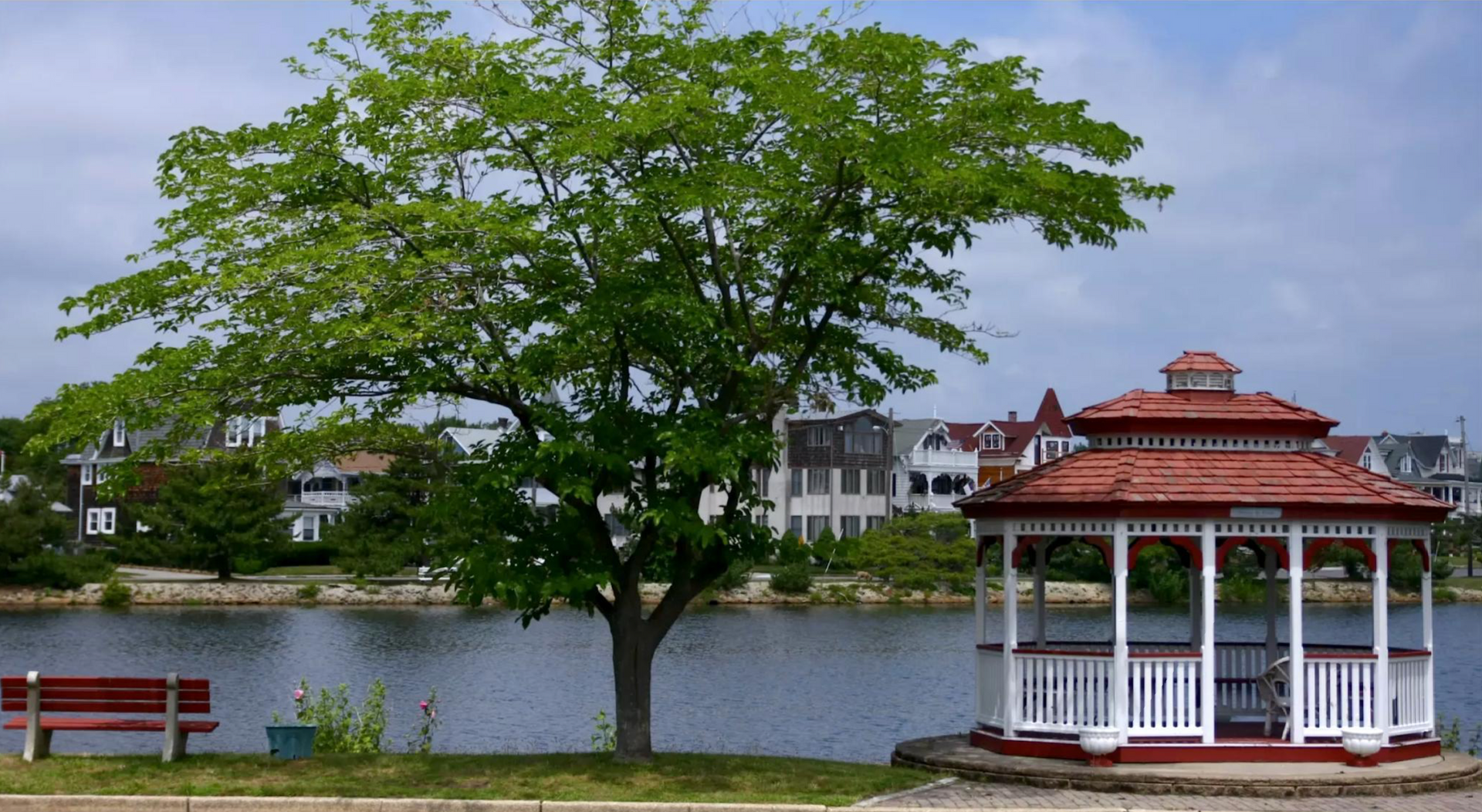 Bradley Beach Apartment: 501 Lake Terrace