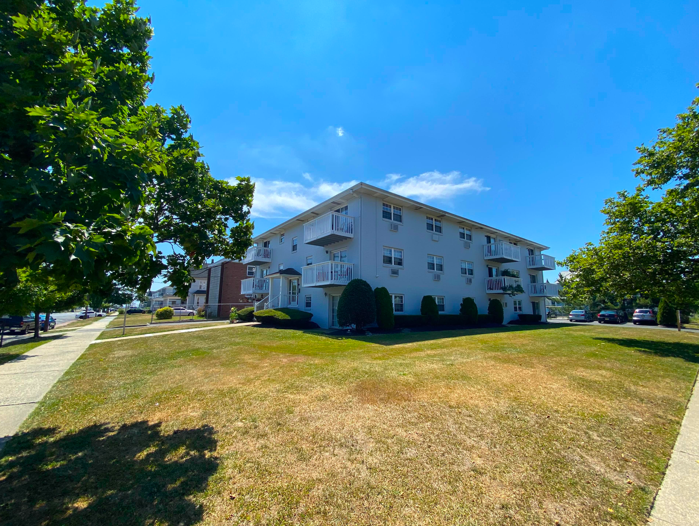 Asbury Park Apartment: 1010 Grand Ave