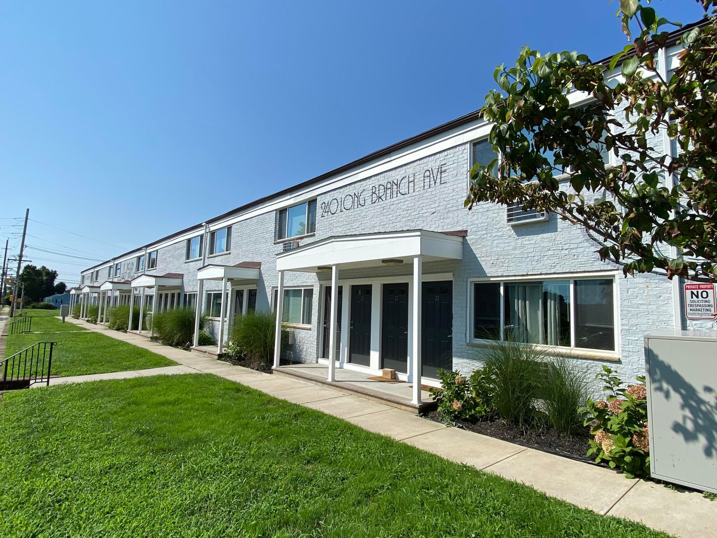 Long Branch Apartment: 240 Long Branch Ave