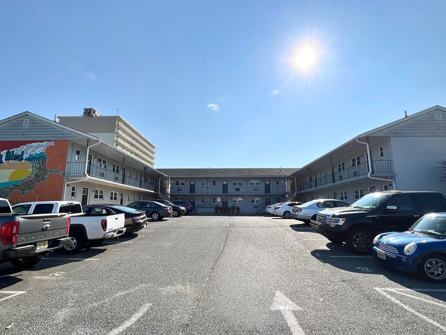Long Branch Apartment: 333 Ocean Blvd