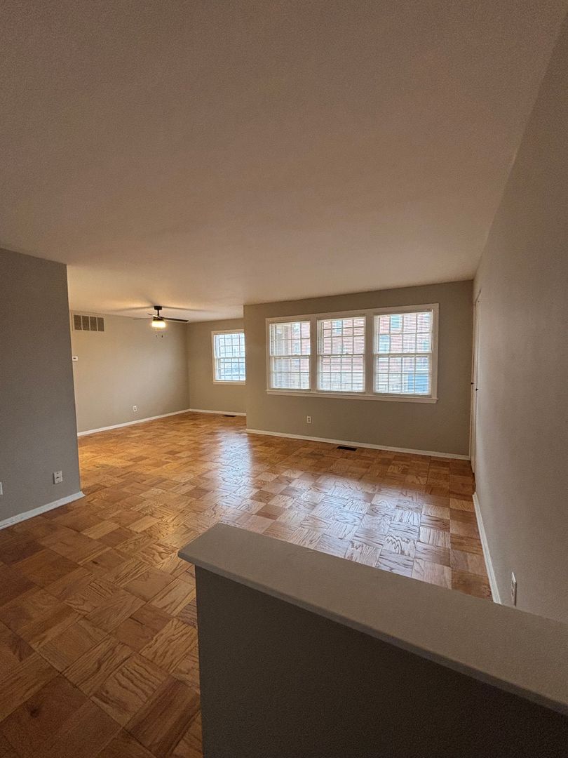 Baltimore Apartment: 1504 Upshire Road