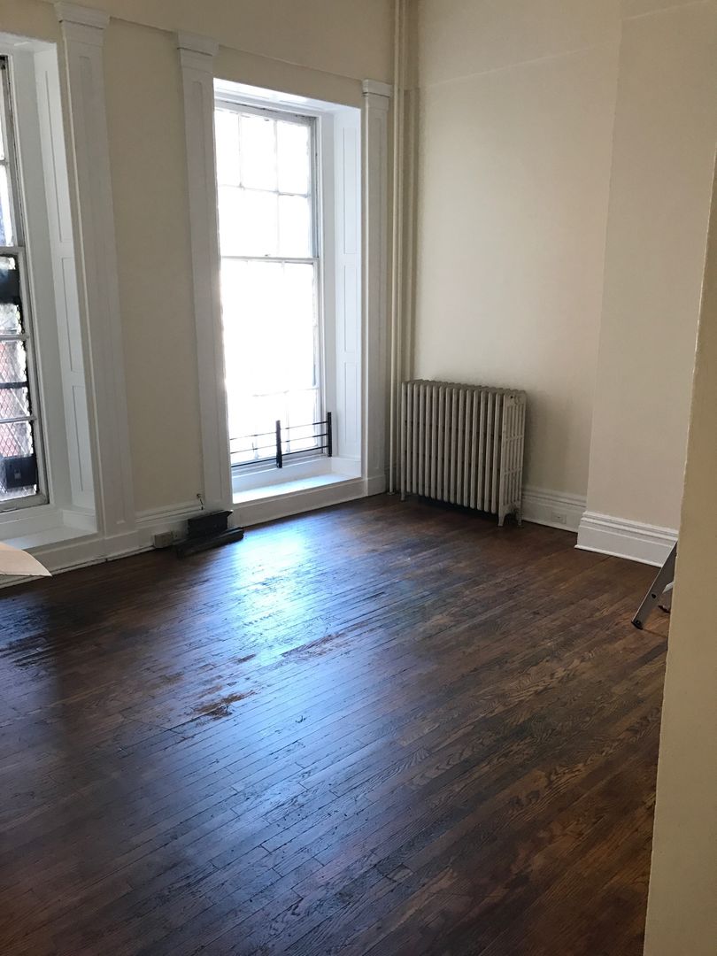 Baltimore Apartment: 24 East Madison Street