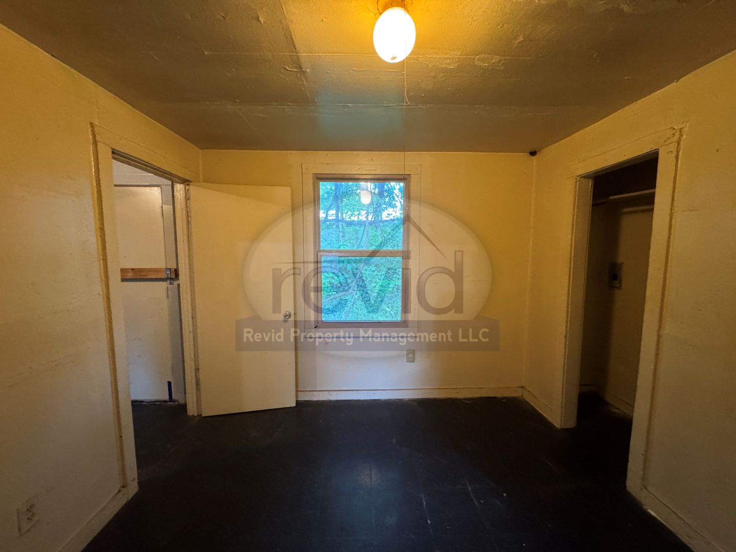 Memphis Apartment: 304 Scott St.