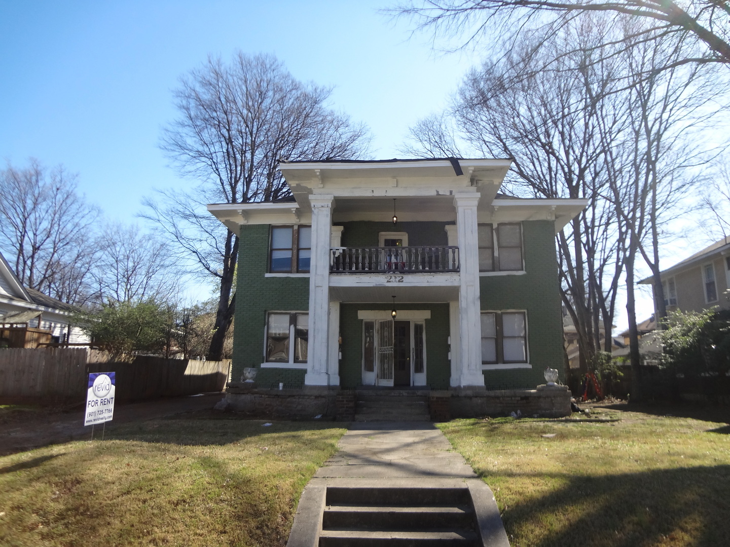 Memphis Apartment: 282 Garland St