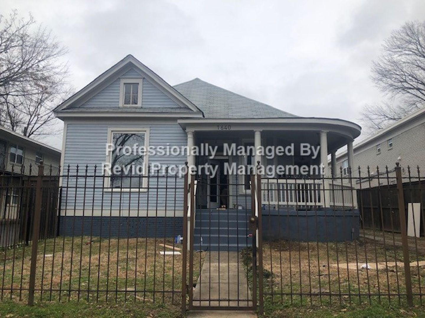 Memphis Apartment: 1640 Monroe