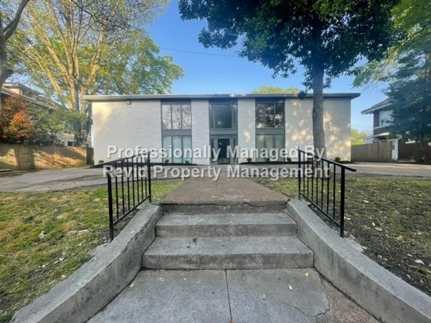 Memphis Apartment: 147 Stonewall St.