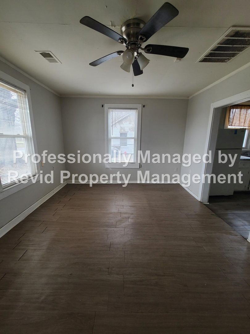 3068 Harvester Ln, Memphis, TN 38127