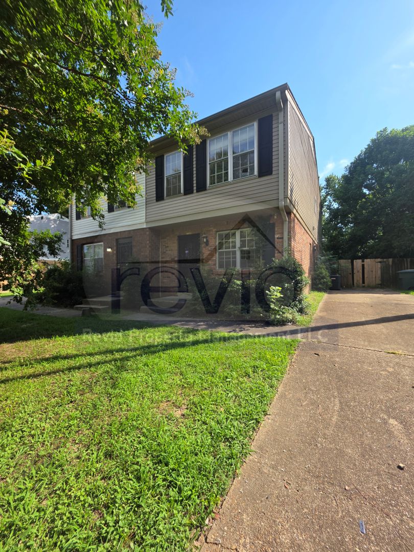 Bartlett Apartment: 2977 Stage Park Pl.