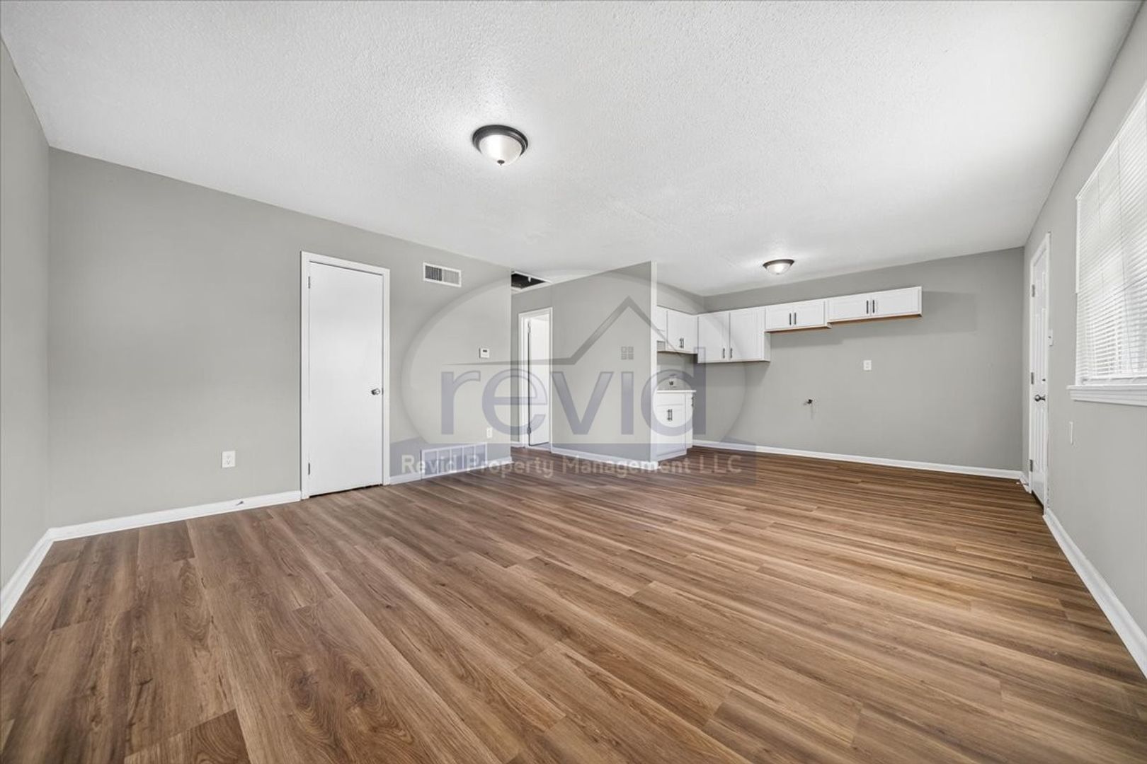 Memphis Apartment: 708 Hastings