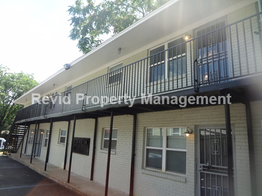 Memphis Apartment: 1632 Monroe