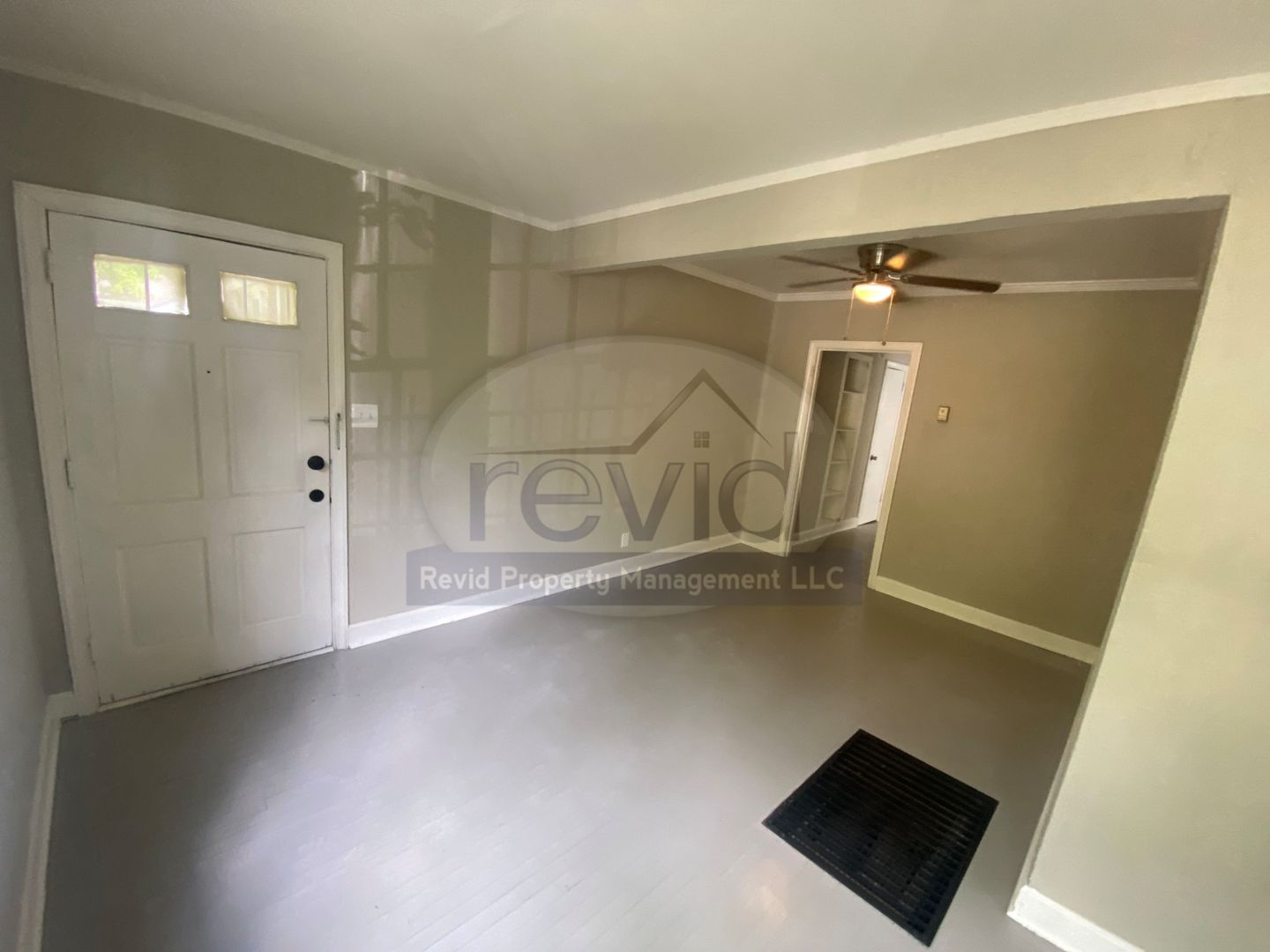 Memphis Apartment: 322 Hodges St.