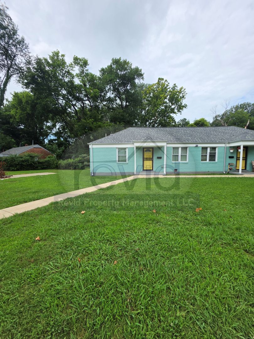 Memphis Apartment: 839 Pearce St.