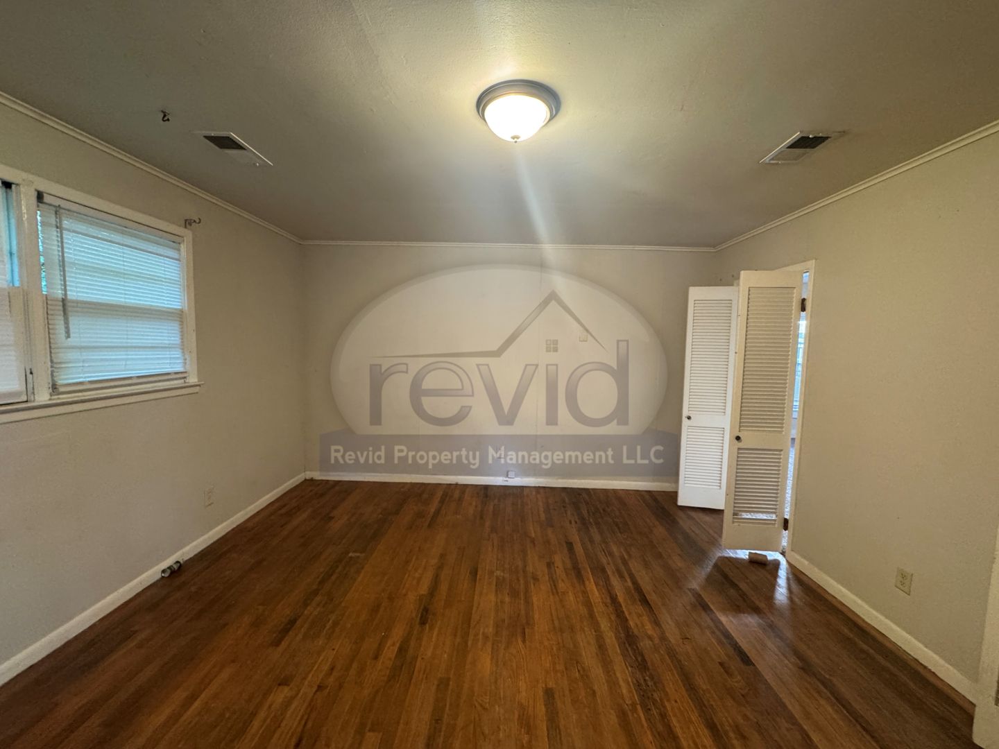 Memphis Apartment: 3781 Kearney Ave