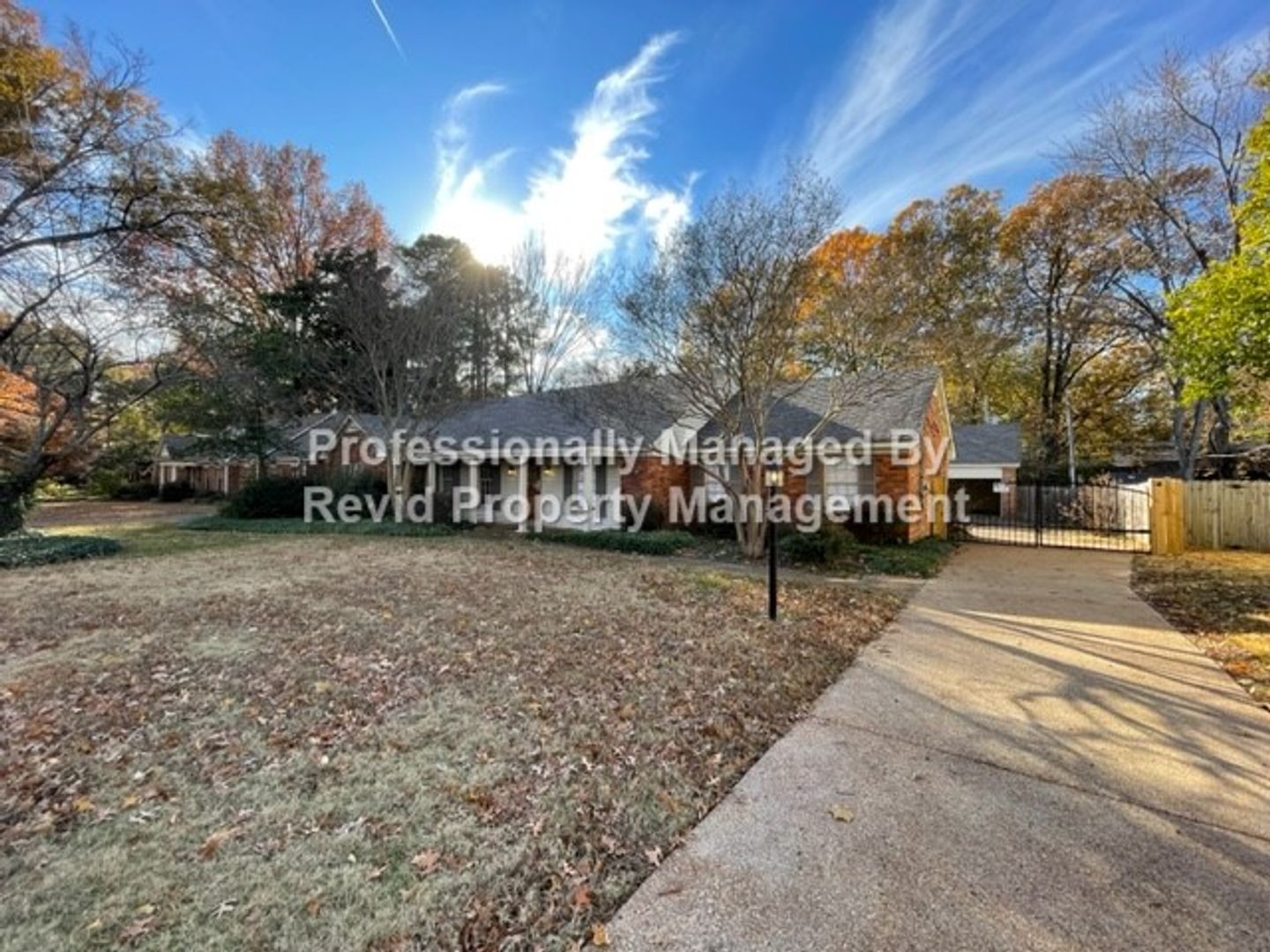Memphis House: 99 Perkins Ext