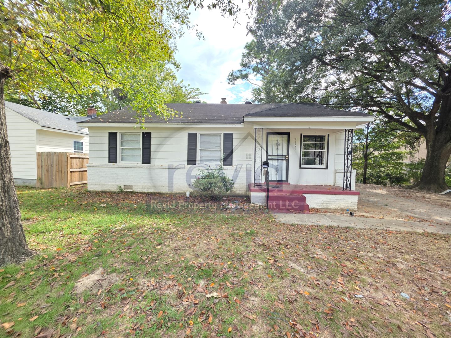 Memphis House: 4101 Bayliss