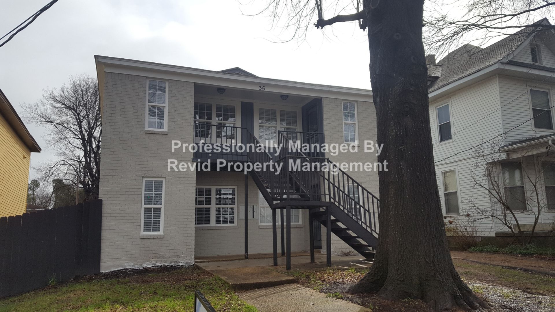 Memphis Apartment: 36 N. Auburndale