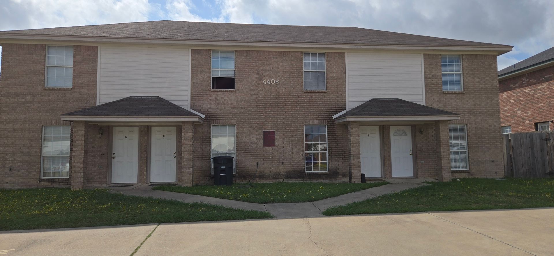 KILLEEN Apartment: 4406 JEFF SCOTT