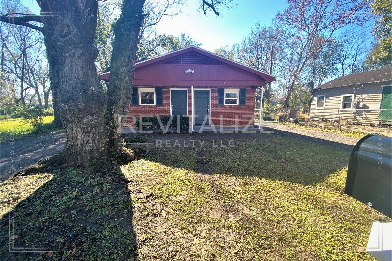 Mobile Multiplex: 1505 Orange St - Unit B