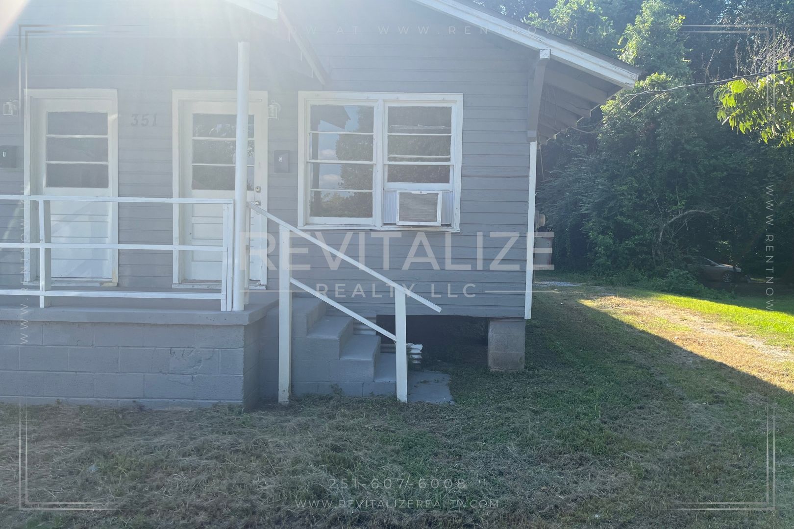 Mobile Apartment: 351 Lexington Ave