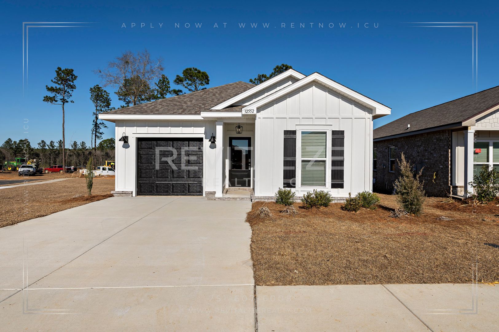 Daphne House: 32552 Revere Dr