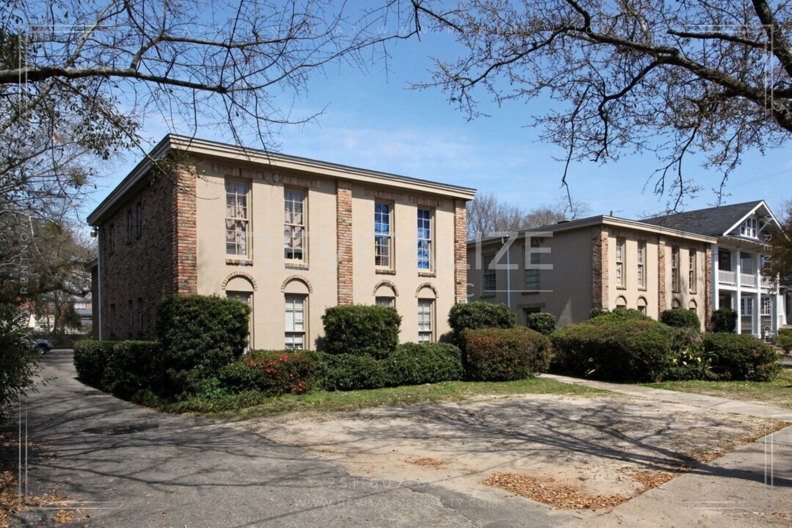 Mobile Apartment: 1504 Dauphin St