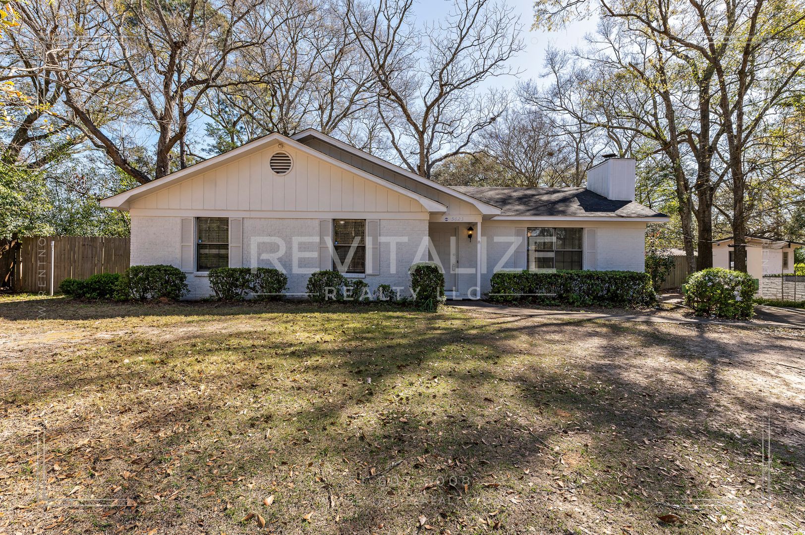Theodore House: 5623 Plantation Oaks Dr