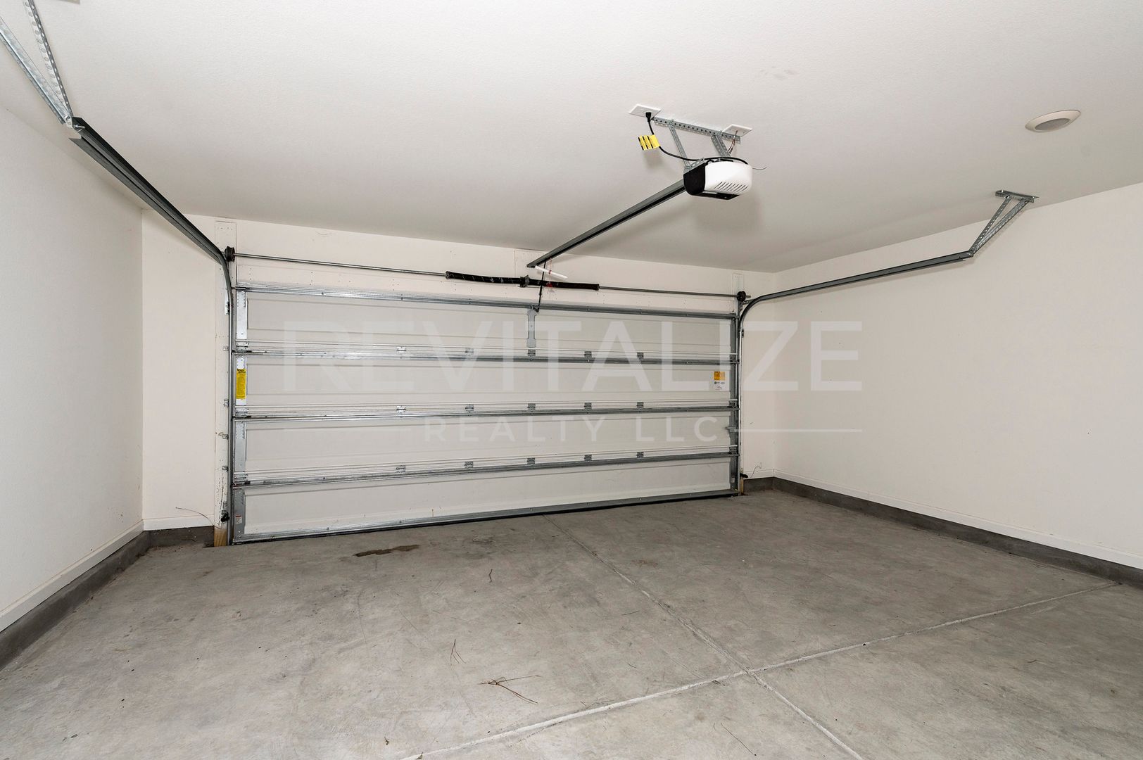 Parking at 428 Preston Way (1 of 2)