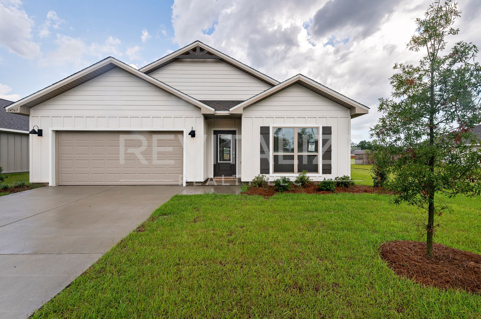 Foley House: 14567 Dayton Circle