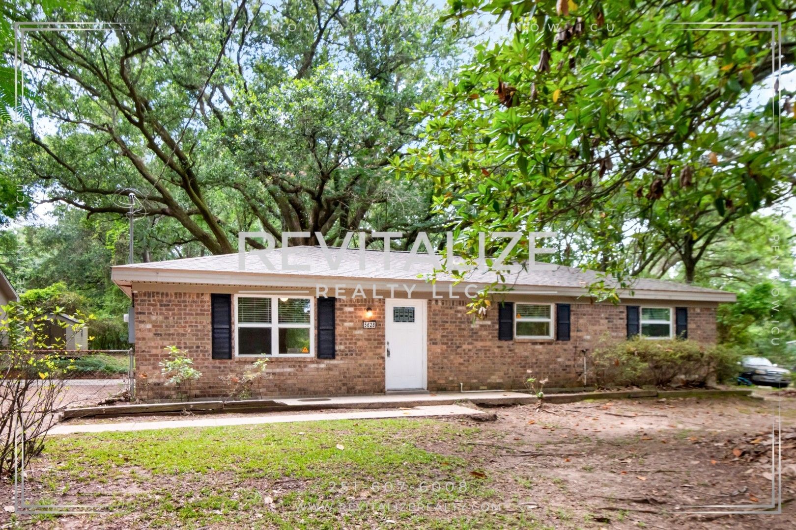 Theodore House: 5628 Aljon Dr