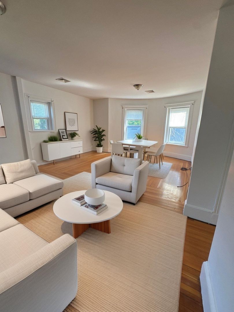 Dorchester Apartment: 12-14 Lyndhurst Street