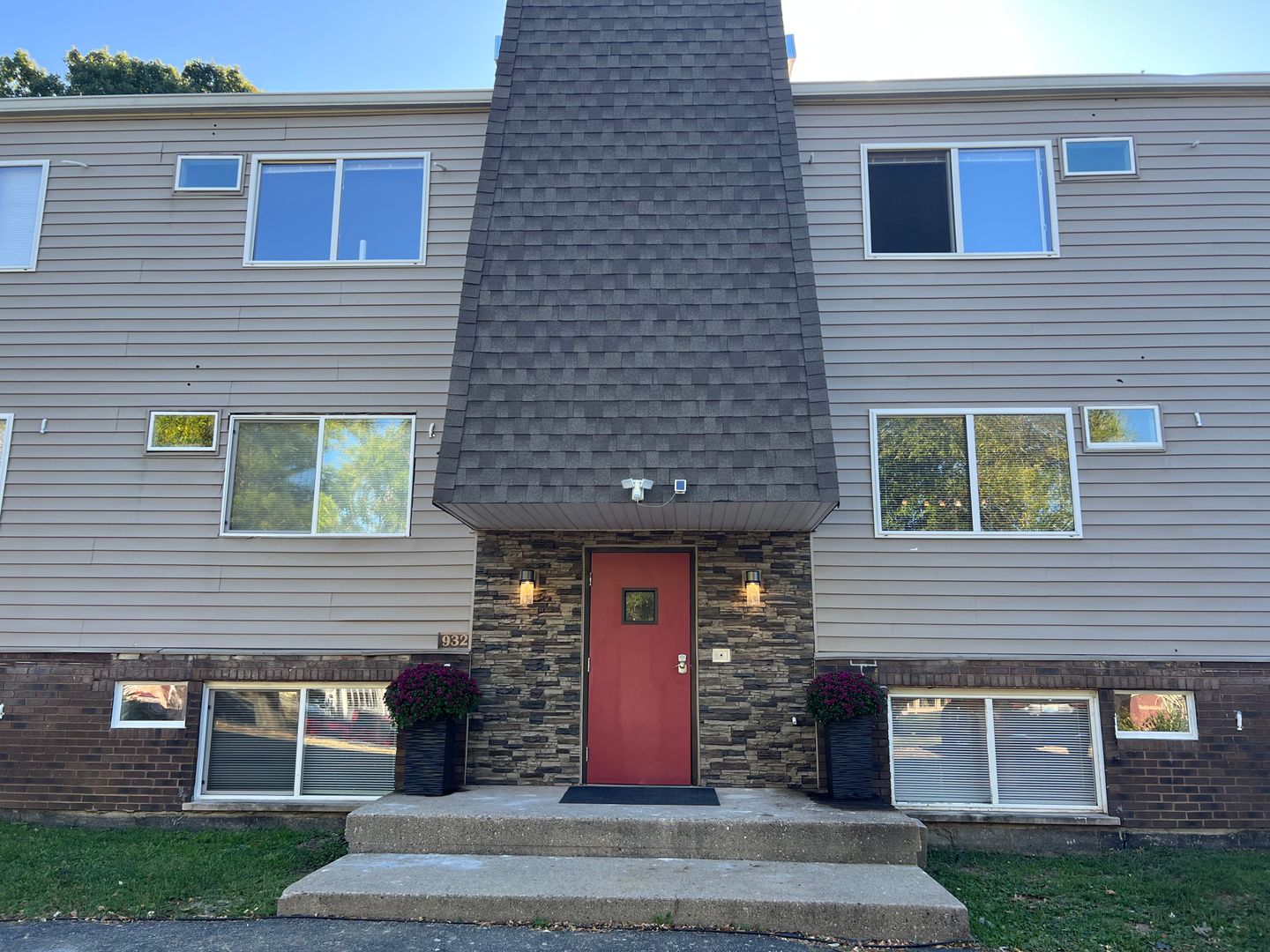 Cincinnati Apartment: 932-938 Chateau Ave.