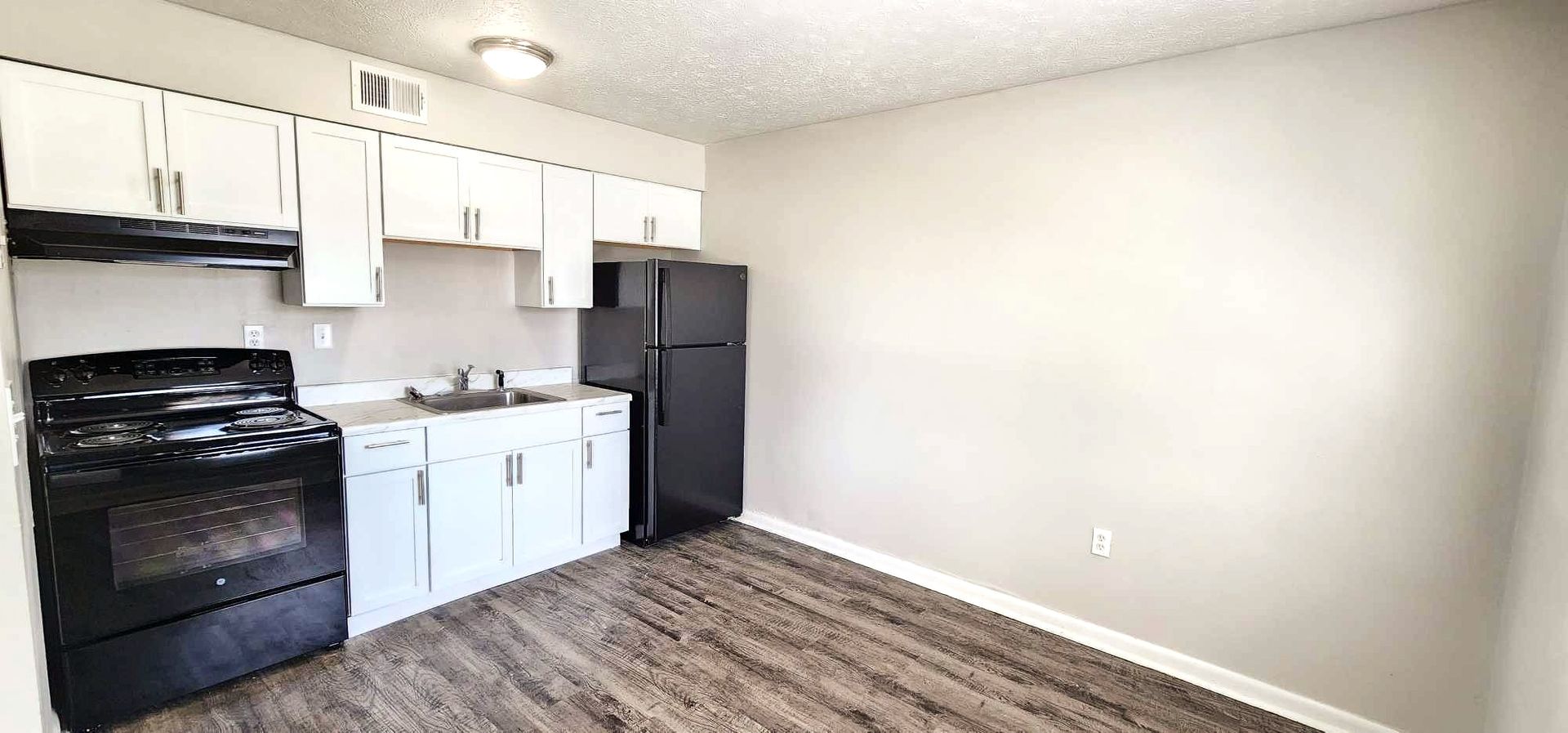 Louisville Apartment: 7320 Southside Dr