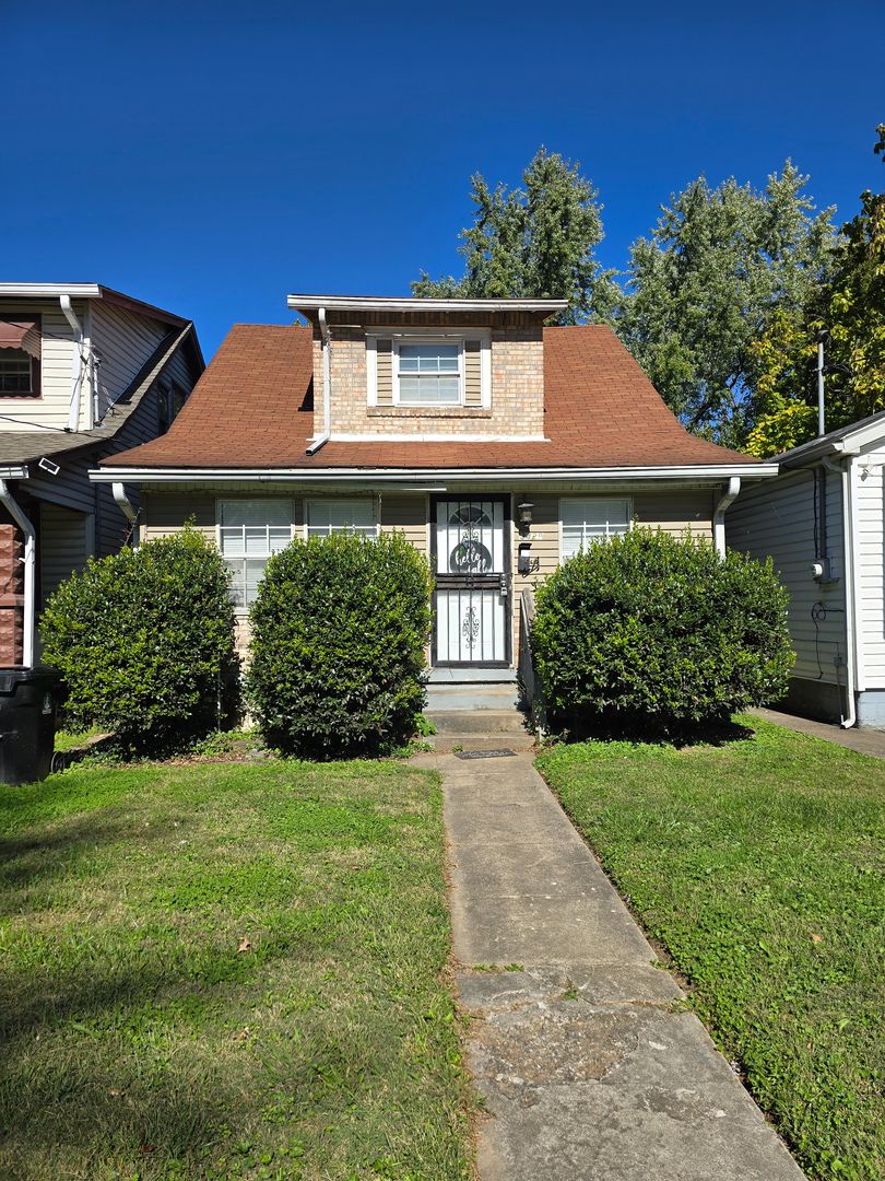 Louisville House: 3429 Virginia Ave