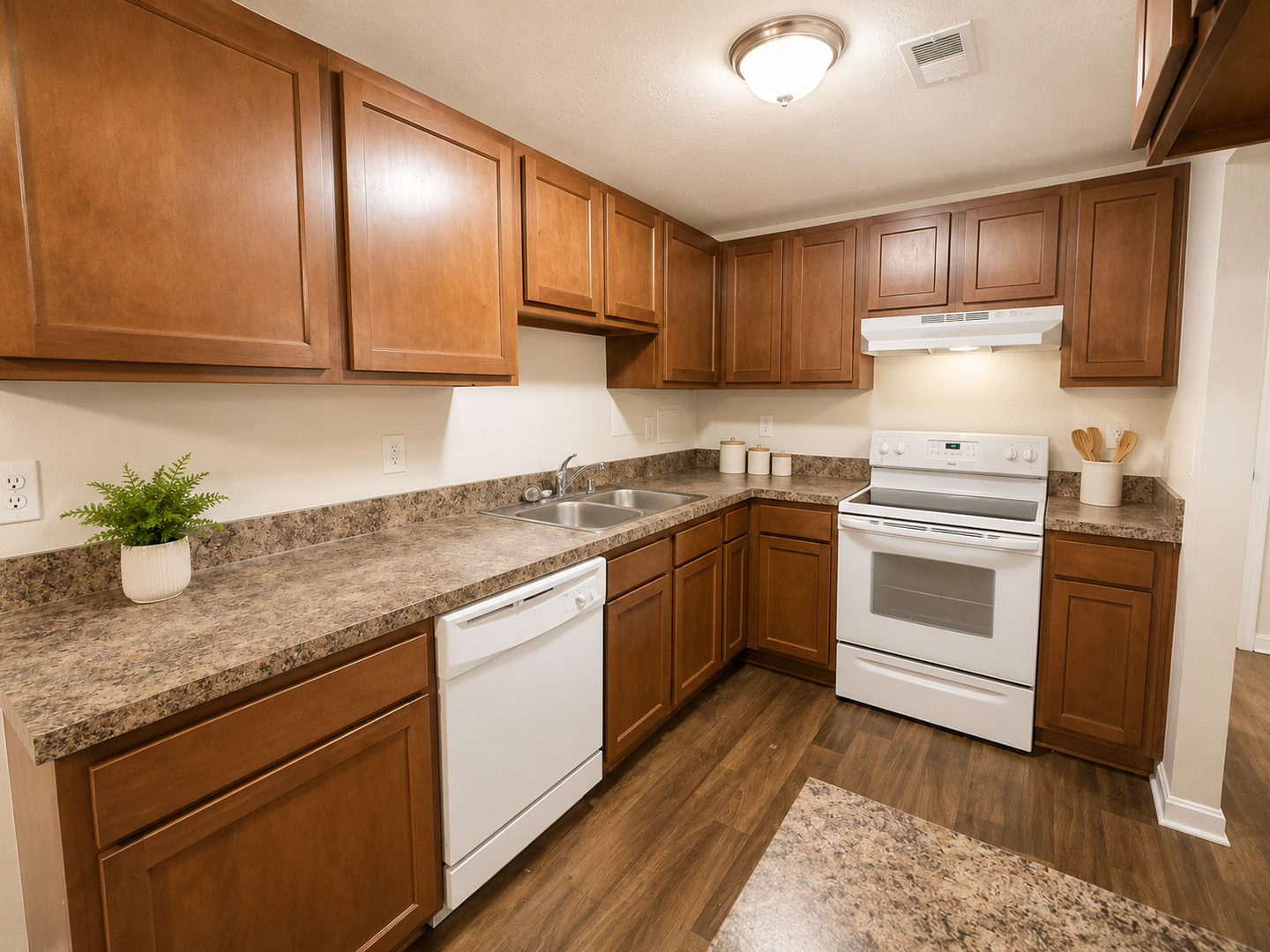 Louisville Apartment: 7300 Southside Dr