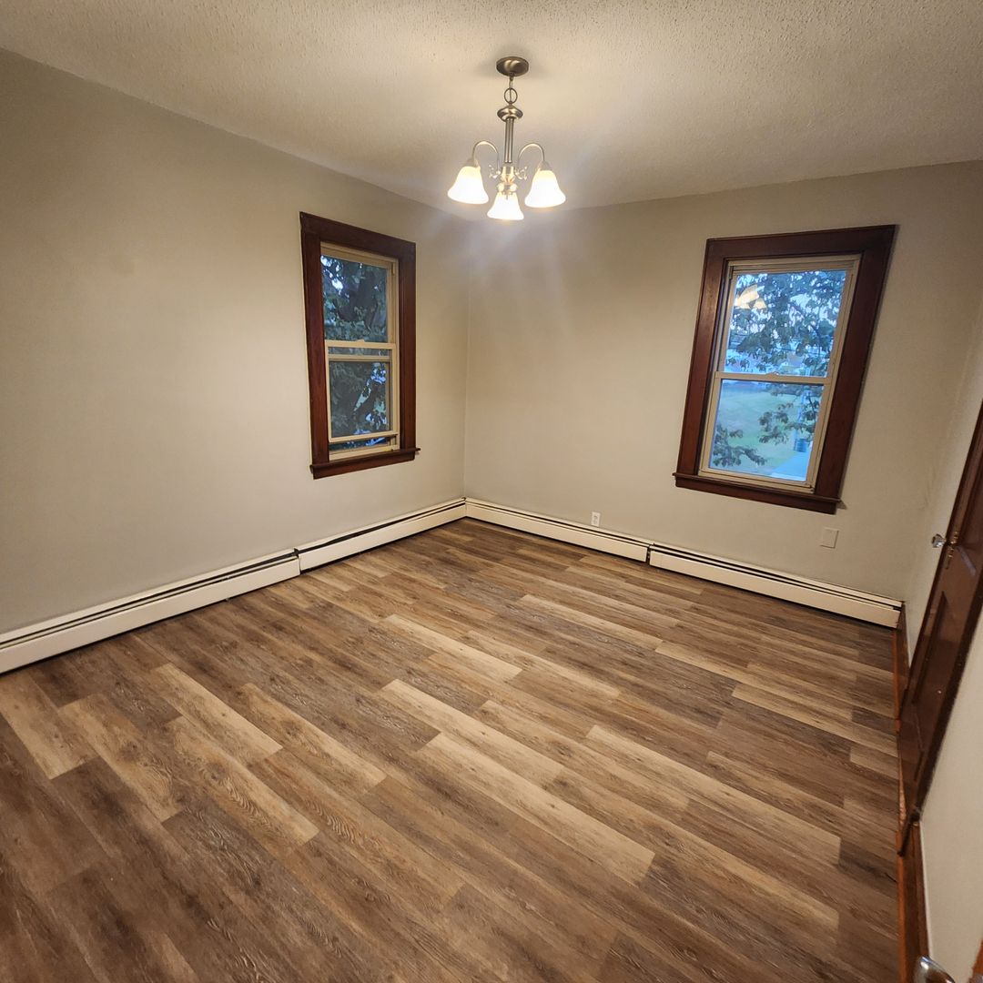 New Britain Apartment: 266 Grove St