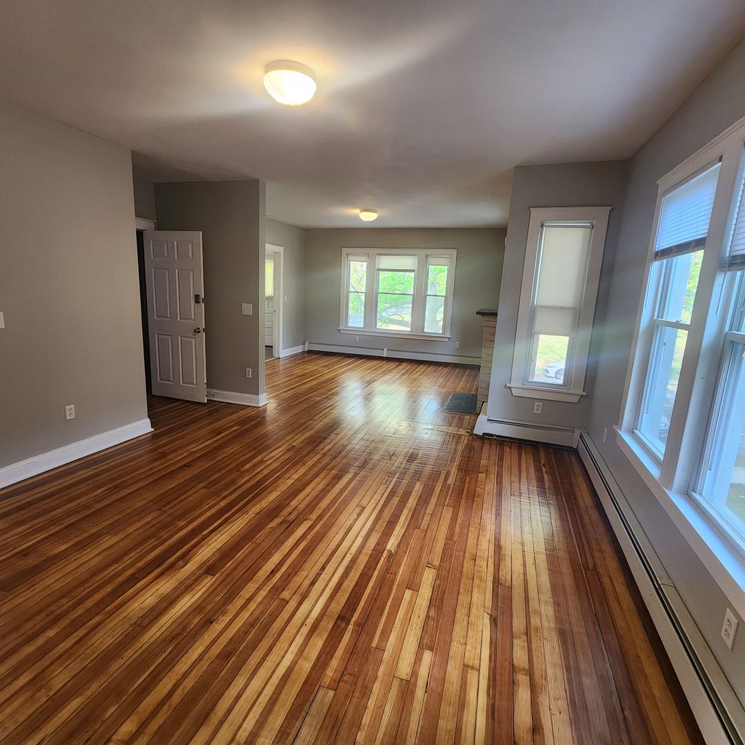 Hartford Apartment: 33-35 Zion St