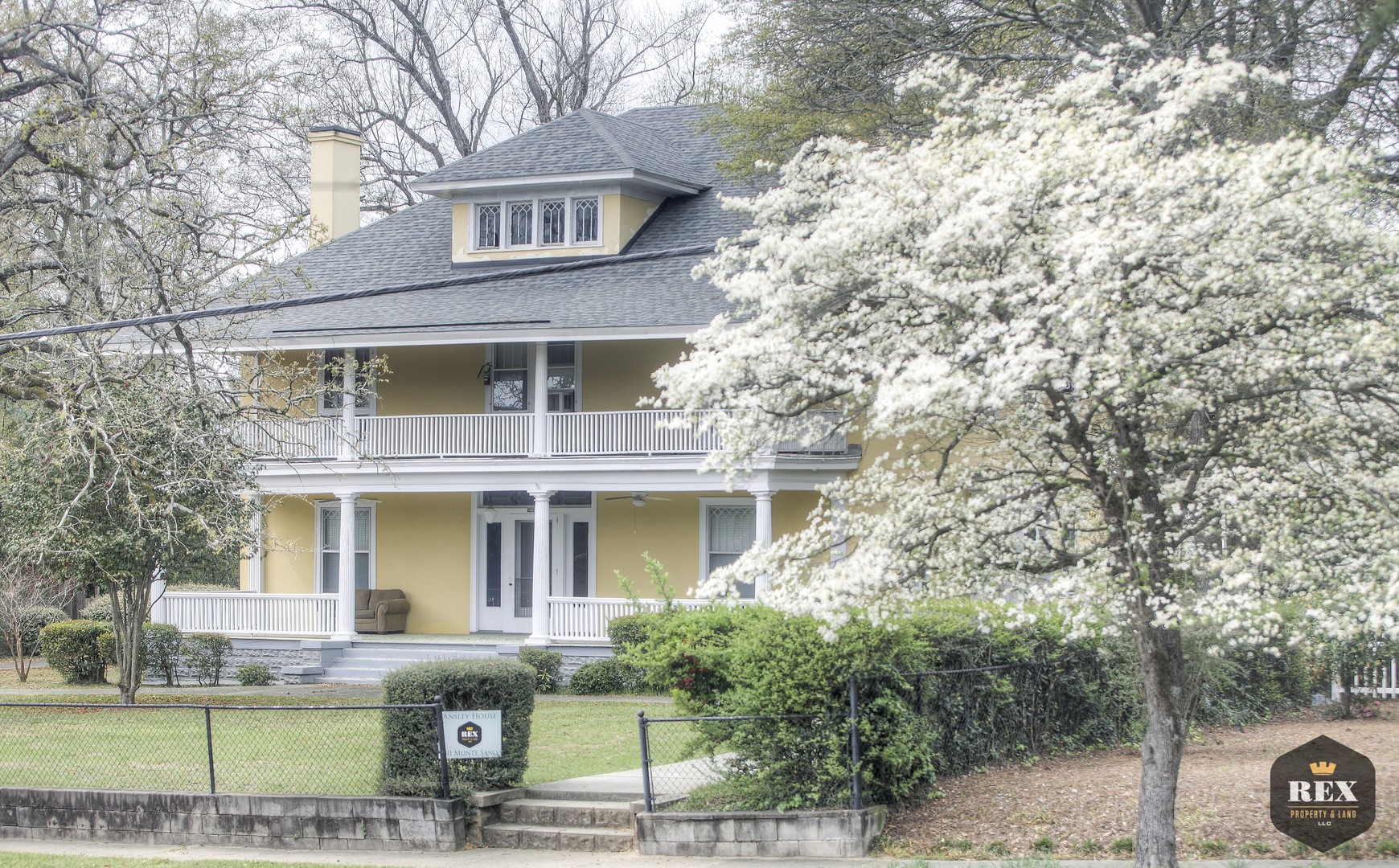 Augusta Apartment: 1311 Monte Sano Avenue