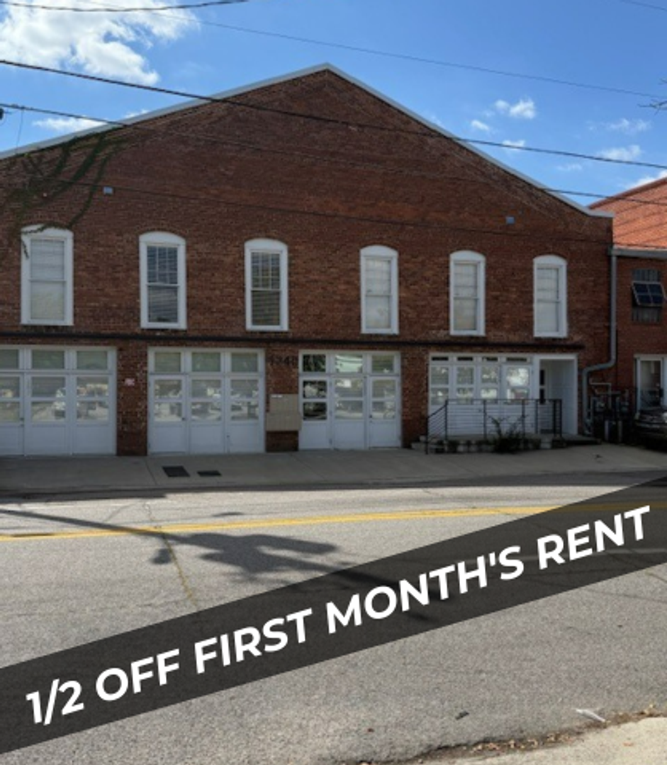 Augusta Apartment: 1240 Jones St