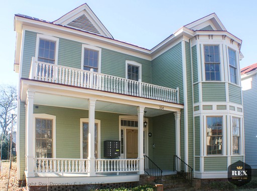 Studio Apartment, Hardwood Floors, All Utilities Included! – photo 1