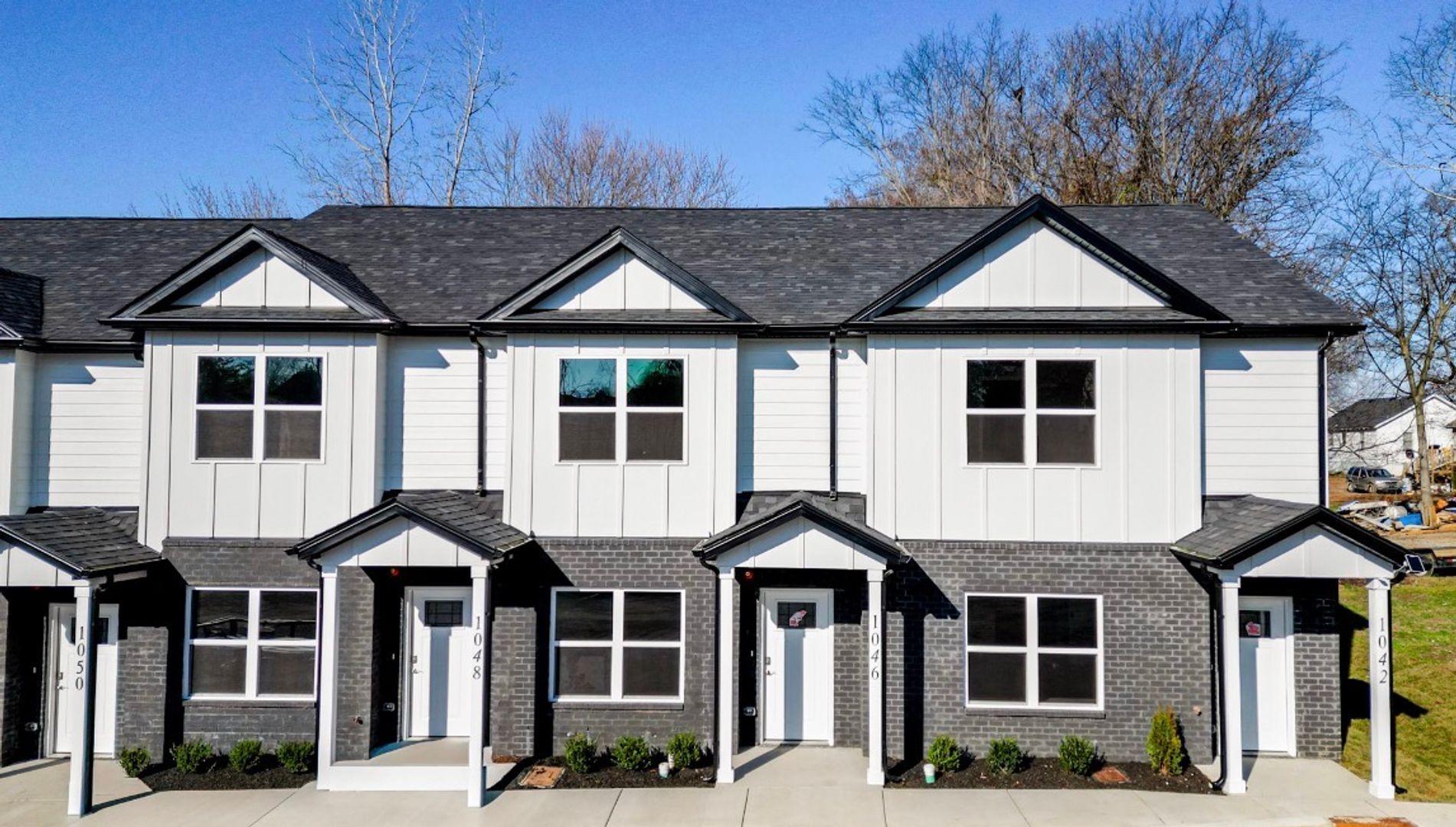 Springfield Apartment: Serenity Ln